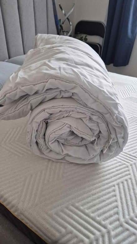 Photo of free Silent Night 13.5 tog double duvet (Figge's Marsh CR4) #2