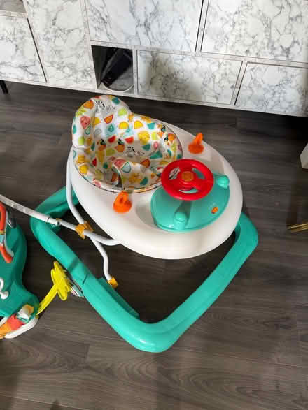 Photo of free Baby clothes,baby bed (Leeds LS9) #1