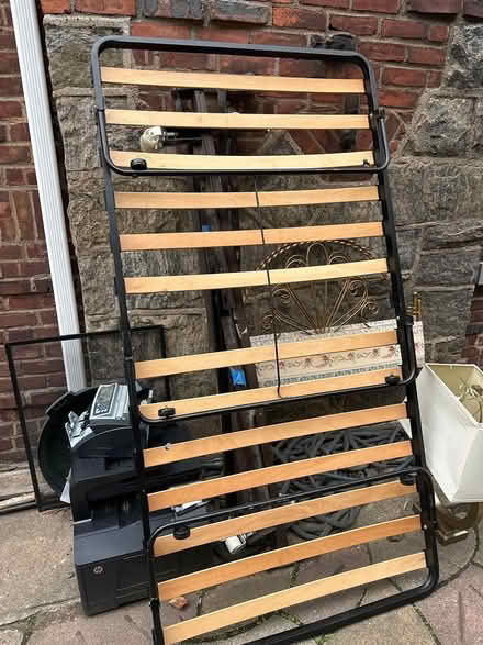 Photo of free Trundle (Marine Park, Brooklyn) #1