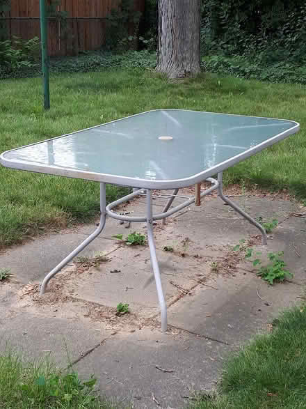 Photo of free Patio Table and 6 Chairs (Stanley Park area of Kitchener) #1