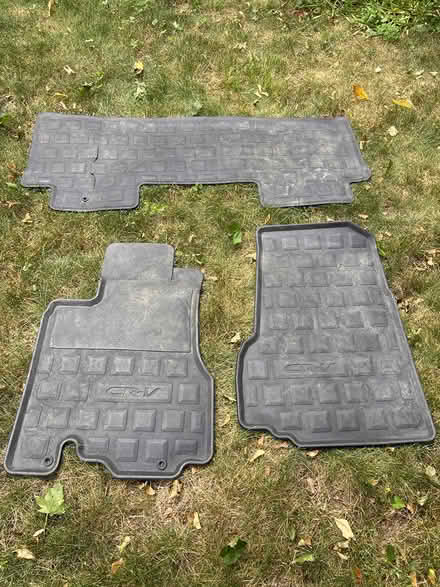 Photo of free Floor mats from 2005 CRV (Melrose) #1
