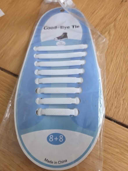 Photo of free 3 packs of plastic laces (LE8 Whetstone, Leicester) #3