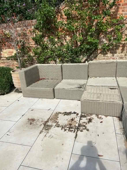 Photo of free 4 pieces of outdoor furniture + (OX2 Norham Manor) #1