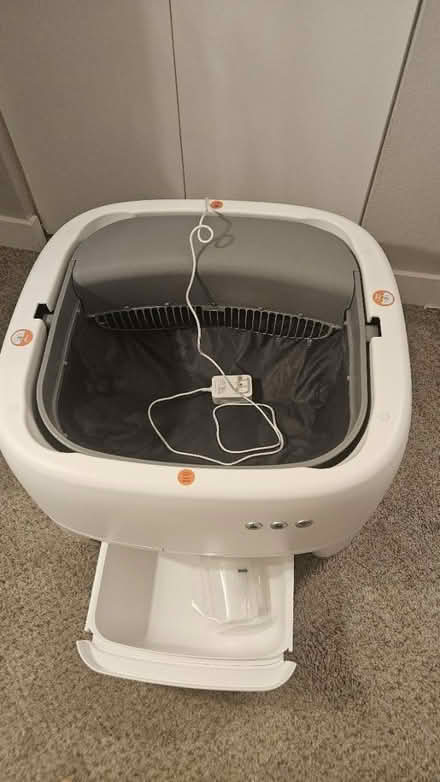 Photo of free automatic litter boxes (Bellevue, WA) #3