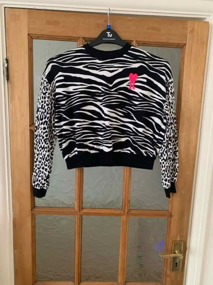 Photo of free Girls river island jumper (South norwood) #1