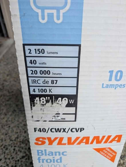 Photo of free 4' fluorescent tube light bulbs (Bridle Trails, Bellevue) #2