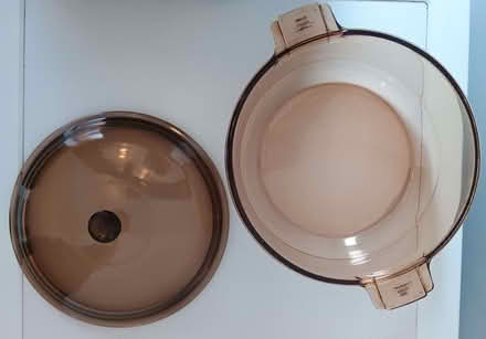 Photo of free Vision Casserole Dish (Barbourne WR3) #2