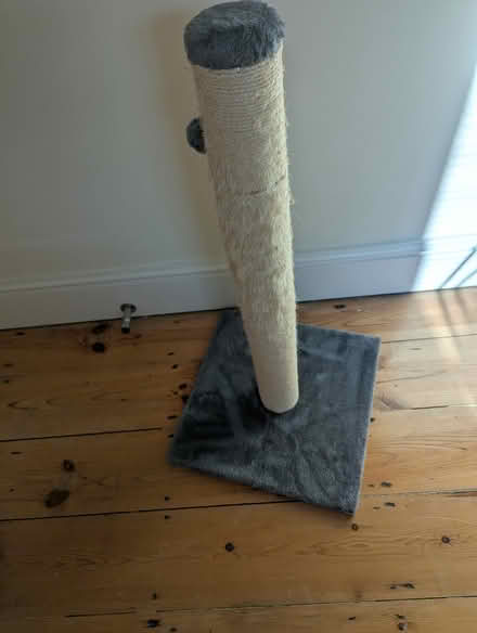 Photo of free Cat scratching post (Portslade by Sea BN3) #1