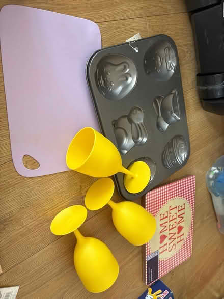 Photo of free Kitchen tray mats and cups (Greenstead CO4) #1