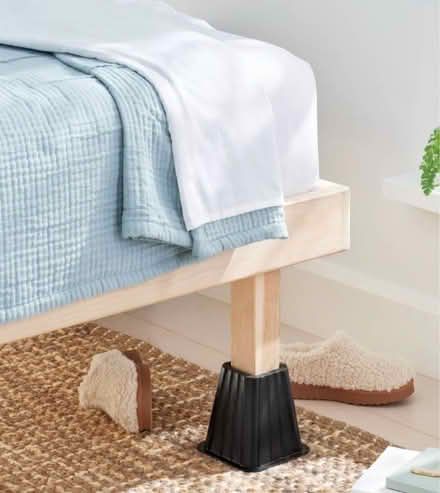 Photo of Bed risers (Crumble cookie on w74th) #2