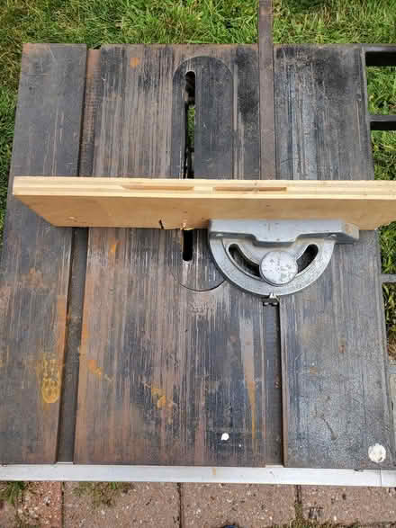Photo of free Craftsman table saw (Near Experimental Farm) #2