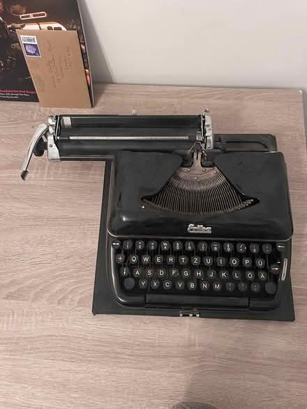 Photo of free Erika Vintage Typewriter (Seven Sisters N17) #1