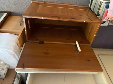 Photo of free Storage box seat (Epsom KT18) #2