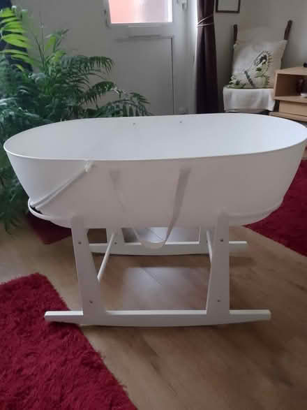 Photo of free Crib on wooden stand (Walderslade) #1