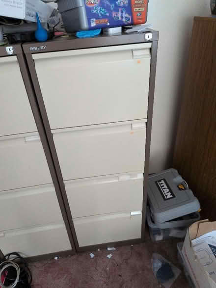 Photo of free Filing cabinet (Deerwood Close SK10) #1