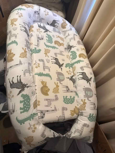 Photo of free Baby lounger/nest (GU11 2NH) #1