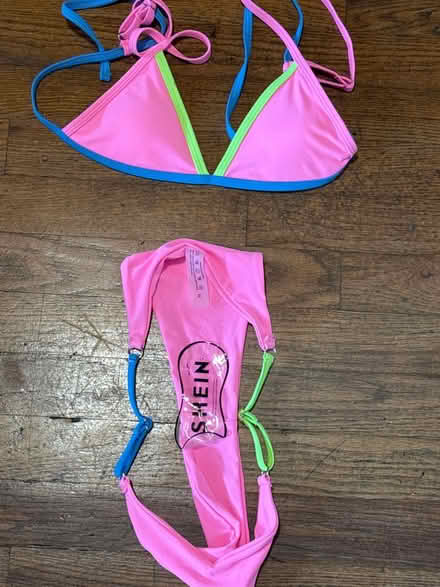 Photo of free Size M Bikini - NEVER USED (Clason Point Bronx NY) #2