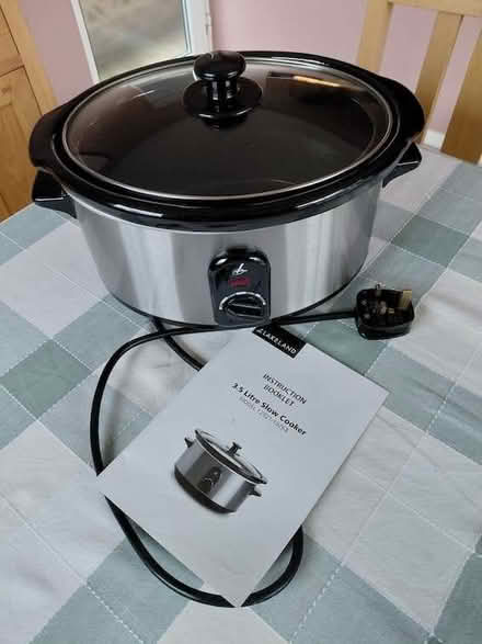 Photo of free Slow Cooker (Broadwater Down TN2) #1