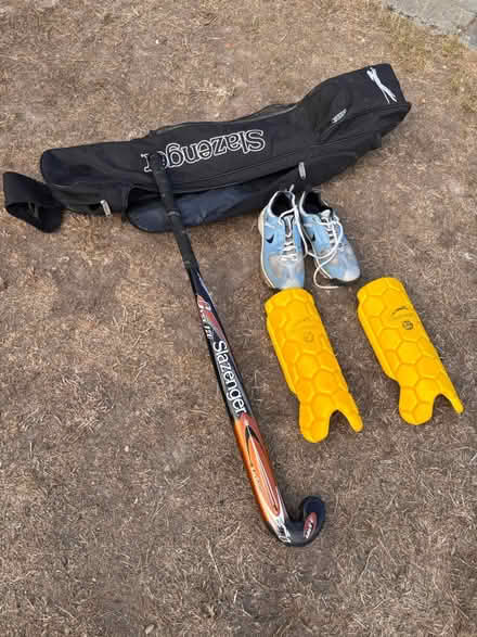 Photo of free Hockey set: stick, bag, pads, shoes (Benson OX10) #2