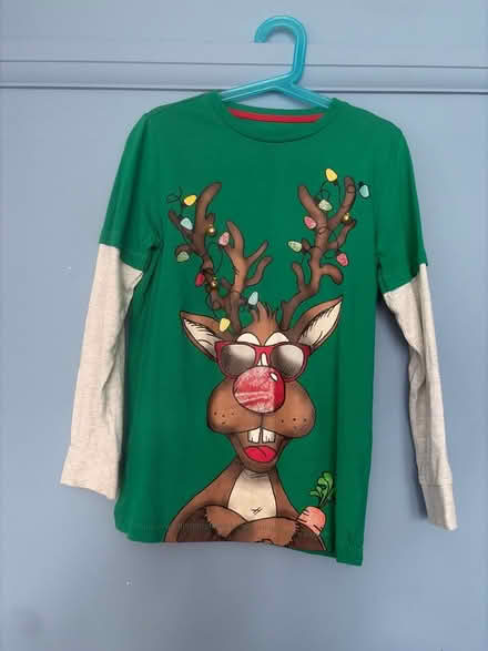 Photo of free Child’s novelty Christmas top (Tilehurst RG30) #1