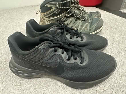 Photo of free Trainers & hike boots - uk 6.5 (Yarnton) #1