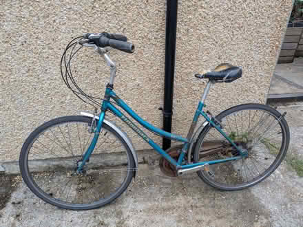 Photo of free Blue Ladies Ridgeback Bike - For a project (Lye Valley OX3) #1