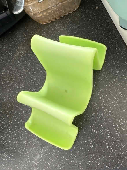 Photo of free Spoon and lid rest (Ashford TW15) #2