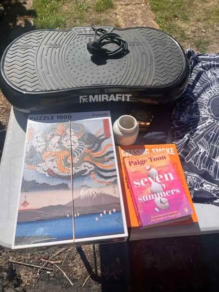 Photo of free Powerplate ,ice cream maker ,books (BN254PU) #3