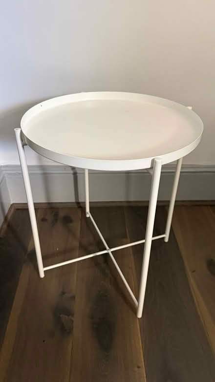 Photo of free Small white metal table (SE20) #1