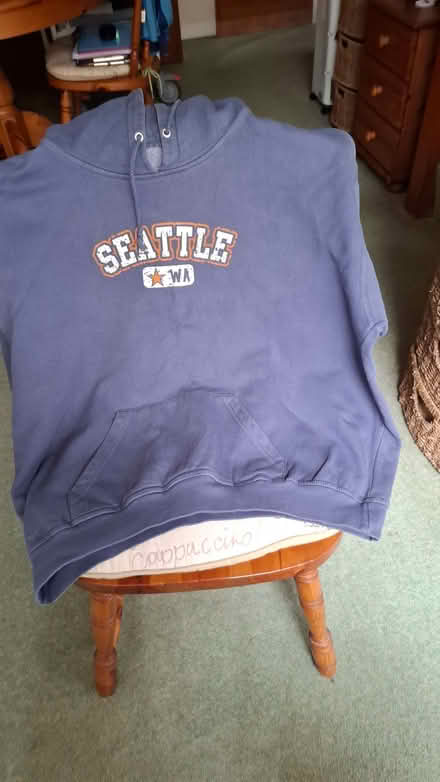 Photo of free XL Hoody (Forest Green GL6) #1