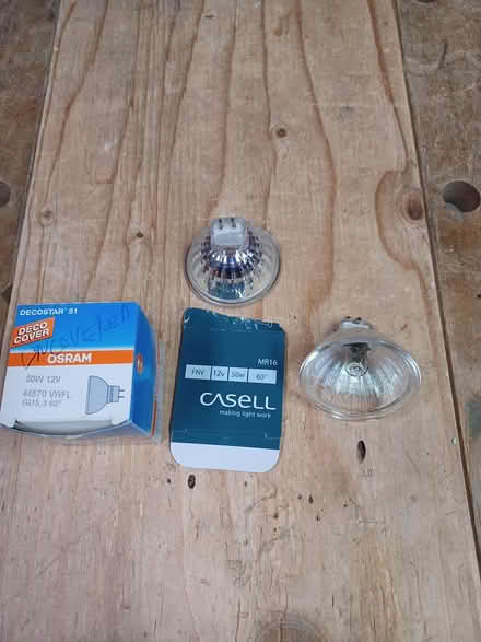 Photo of free Halogen bulbs and power supplies (Carlingwood) #1