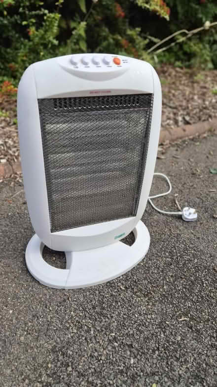 Photo of free 1600w electric heater (hucknall ng15) #1