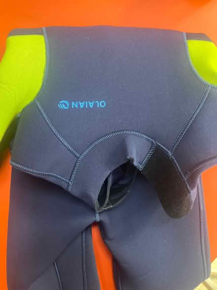 Photo of free Kids wetsuit 4.3mm age 6 (Central cambridge CB1) #1