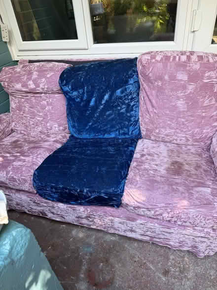 Photo of free 3 + 1 seater (M23) #1