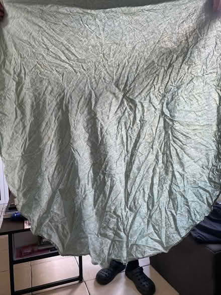 Photo of free round table cloth (Hackney E5) #2