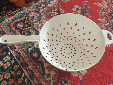 Photo of free colander (Woodside WD25) #2