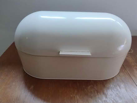 Photo of free Metal Container with Hinged Lid (Maryhill G20) #2