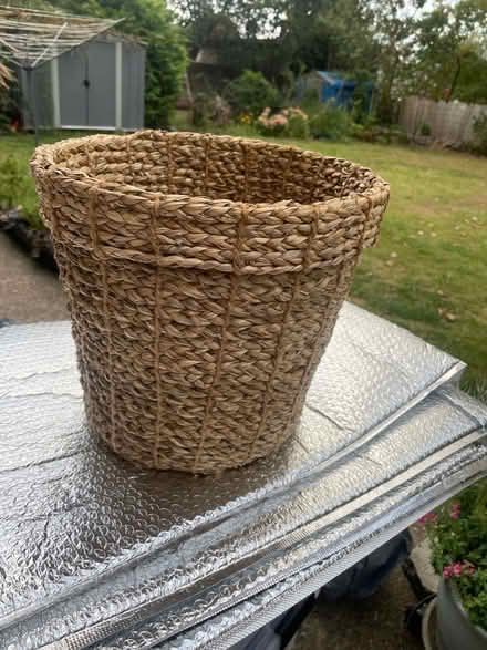Photo of free Woven basket (Anerley SE20) #1