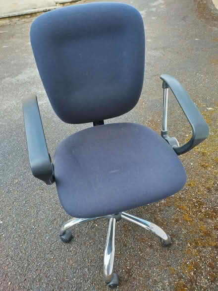 Photo of free Office chair (Primrose Hill BA1) #2
