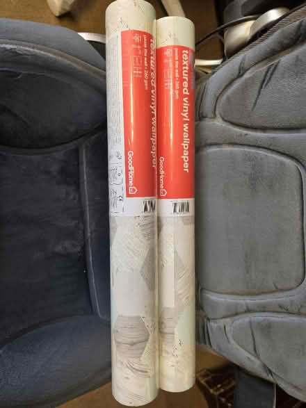 Photo of free Two rolls Textured Vinyl Wallpaper (Tardebigge, B97) #1