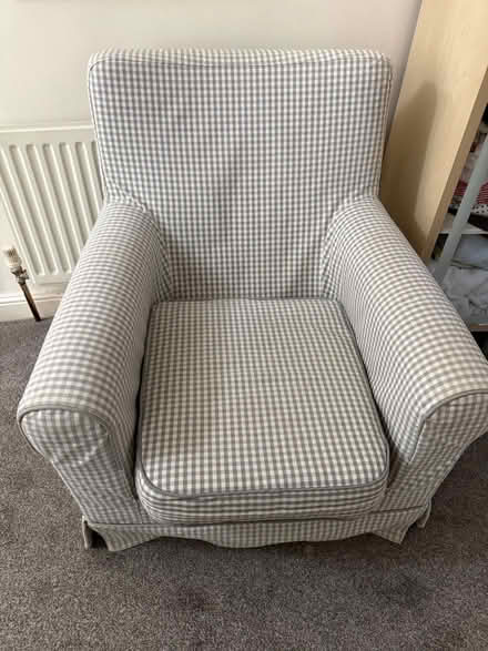Photo of free Small armchair checked cotton (Urmston M41) #2