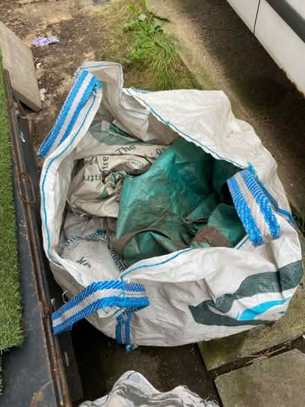 Photo of free tonne / garden bags (guildford GU1) #1