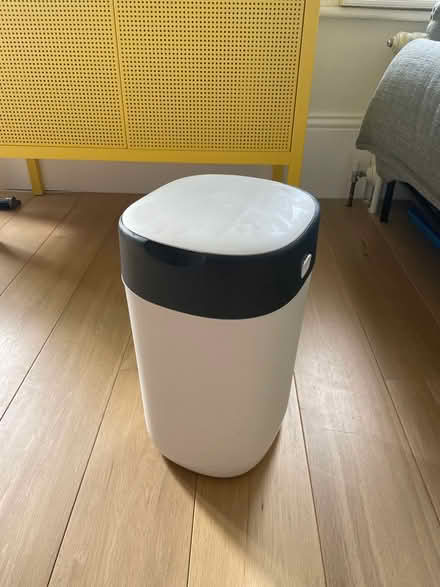 Photo of free Tommee Tippee nappy bin (Hackney Downs E5) #1