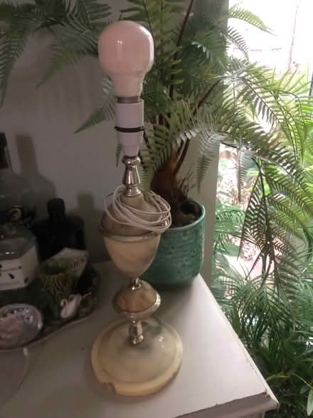 Photo of free Vintage lamp Missing bits (Copnor, Portsmouth PO2) #2