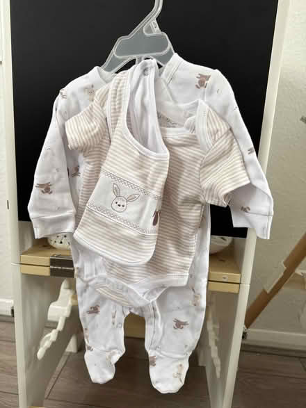 Photo of free 0-3 months (GU11 2NH) #1