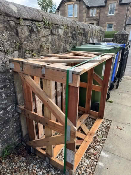 Photo of free Palette box (Bridge of Allan FK9) #1