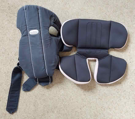 Photo of free BabyBjörn sling with removable insert as seen (Top Amersham HP6) #1