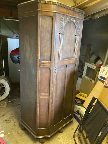 Photo of free 1950’s english 6 sided Solid Oak Hall cupboard (Fairlight TN35) #4