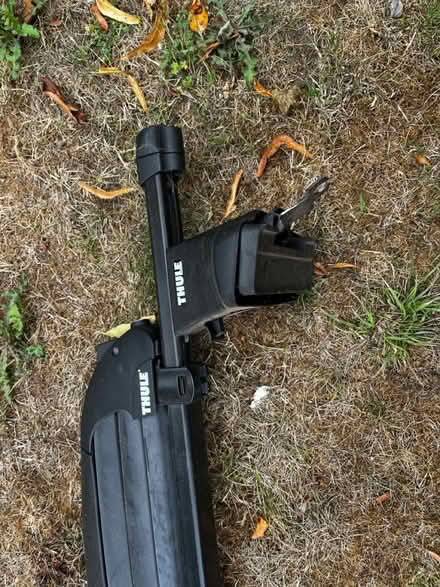 Photo of free Thule roof bars (Orpington BR6) #4