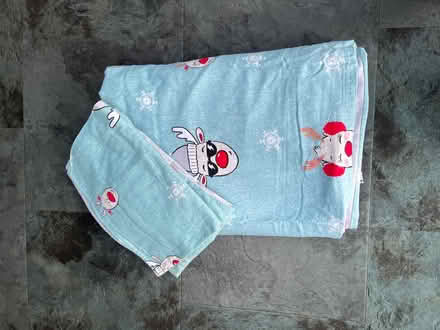 Photo of free Cute winter duvet cover (Bexhill on sea TN39) #1